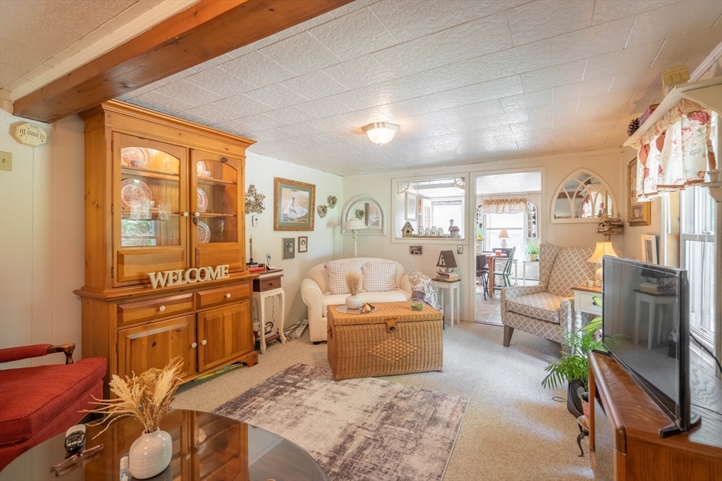 211 Ball Hill Road Princeton, MA 01541 - Photo 12 of 39
