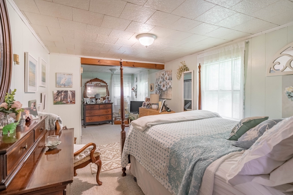 211 Ball Hill Road Princeton, MA 01541 - Photo 14 of 39