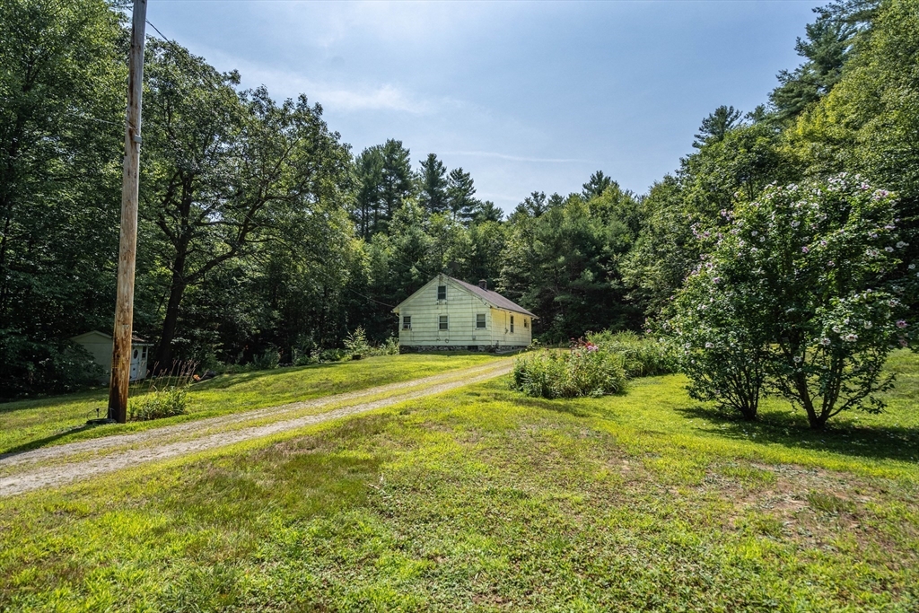 211 Ball Hill Road Princeton, MA 01541 - Photo 19 of 39