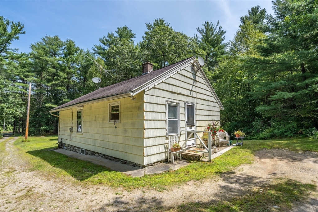 211 Ball Hill Road Princeton, MA 01541 - Photo 20 of 39
