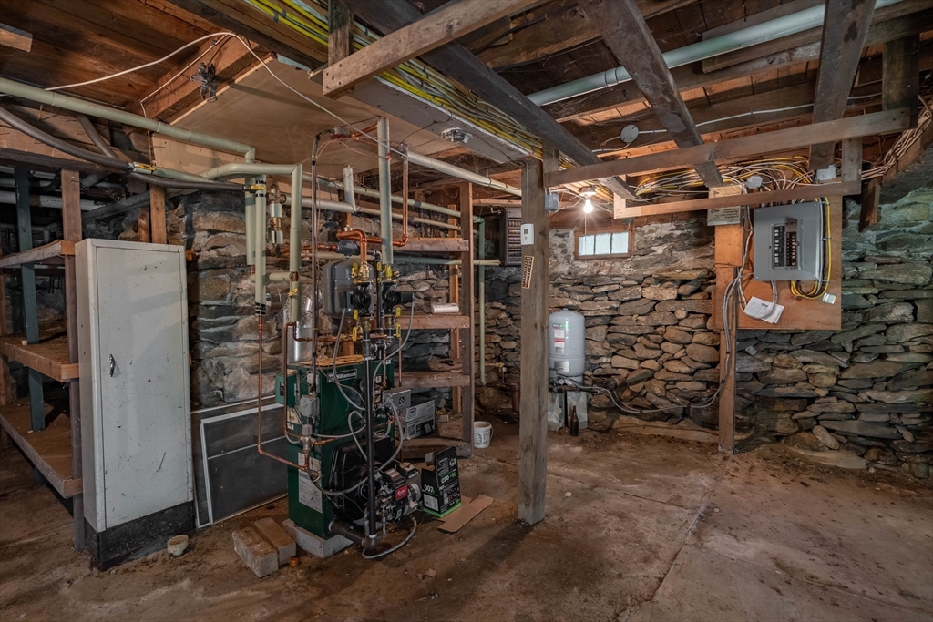 211 Ball Hill Road Princeton, MA 01541 - Photo 29 of 39