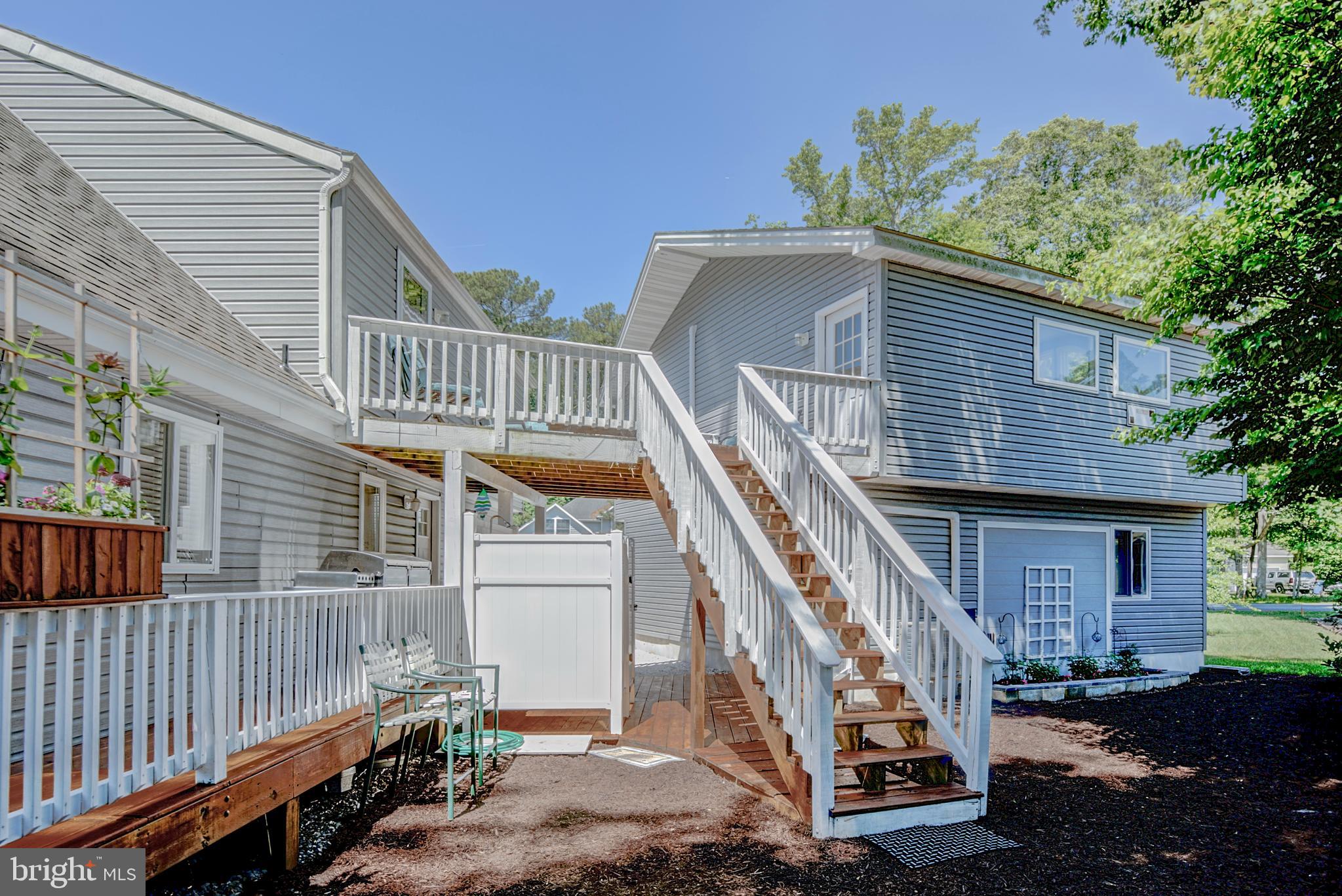 28 Drawbridge Road Ocean Pines, MD 21811 - Photo 69 of 104 Stairs to walkway and 2nd floor