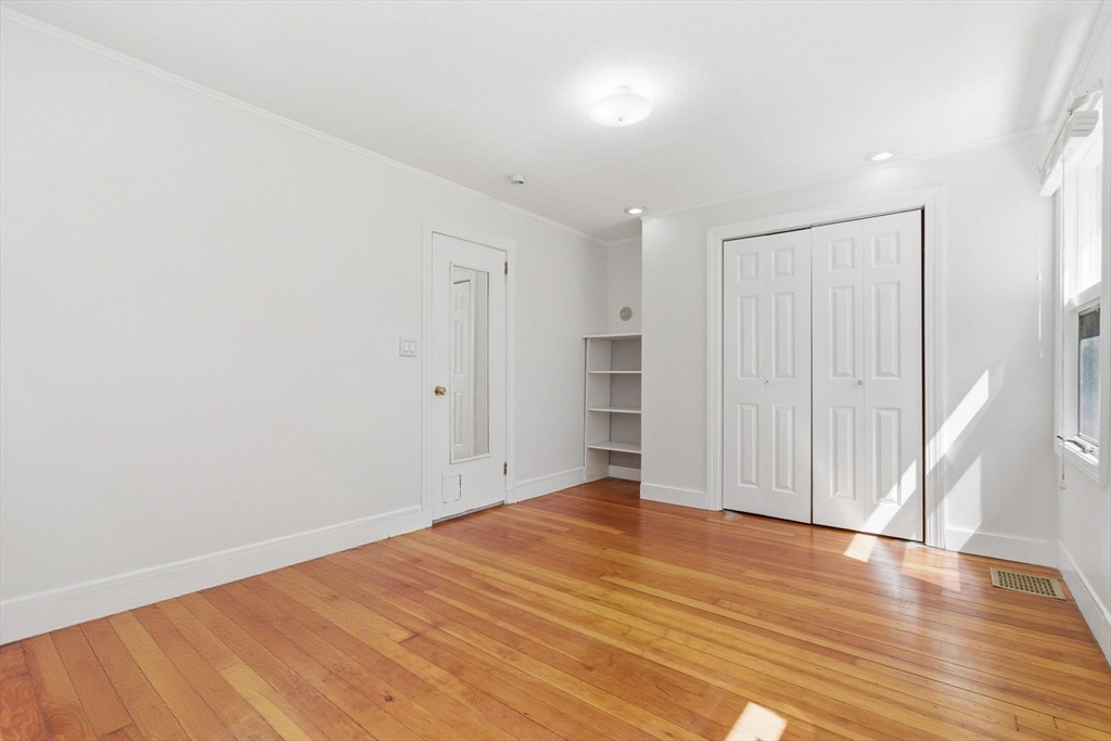 10 Avila Road Billerica, MA 01821 - Photo 13 of 31