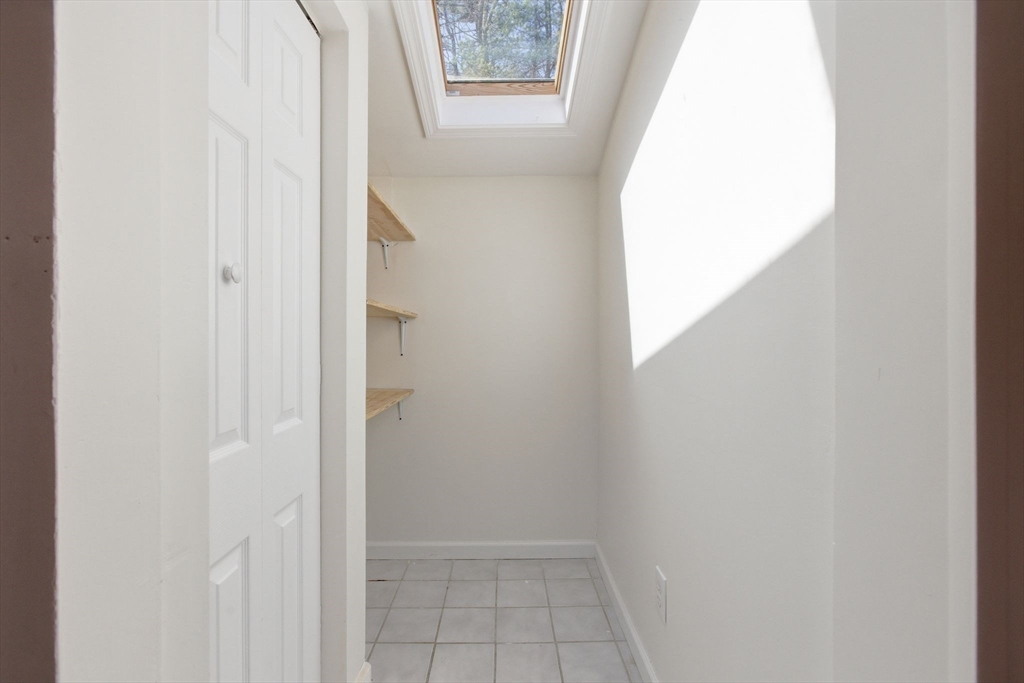 10 Avila Road Billerica, MA 01821 - Photo 15 of 31