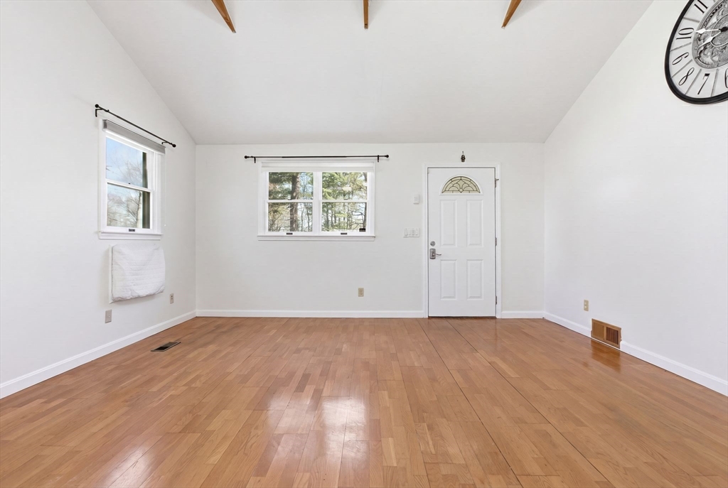 10 Avila Road Billerica, MA 01821 - Photo 5 of 31