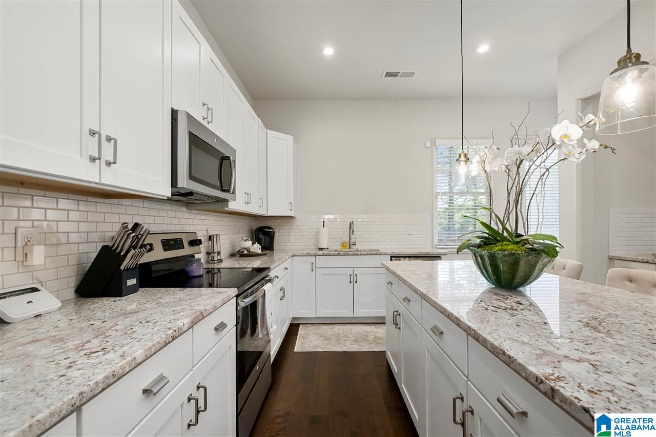 623 Rumble Avenue Birmingham, AL 35213 - Photo 13 of 35