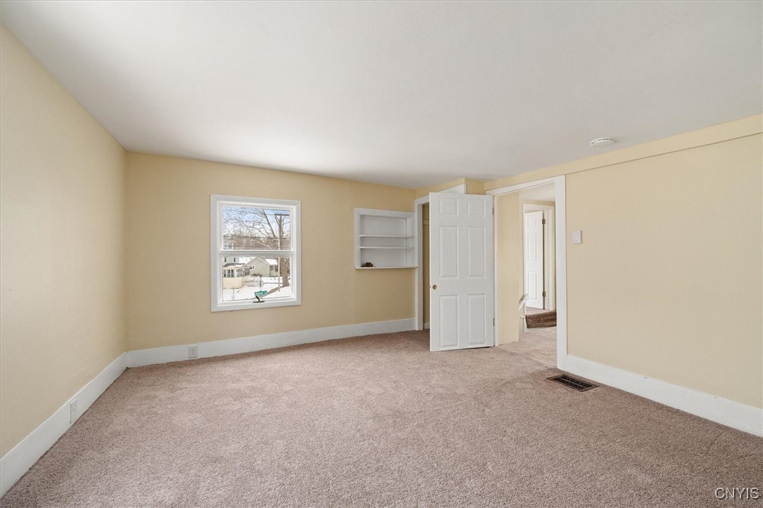 546 Stone Street Oneida, NY 13421 - Photo 27 of 33