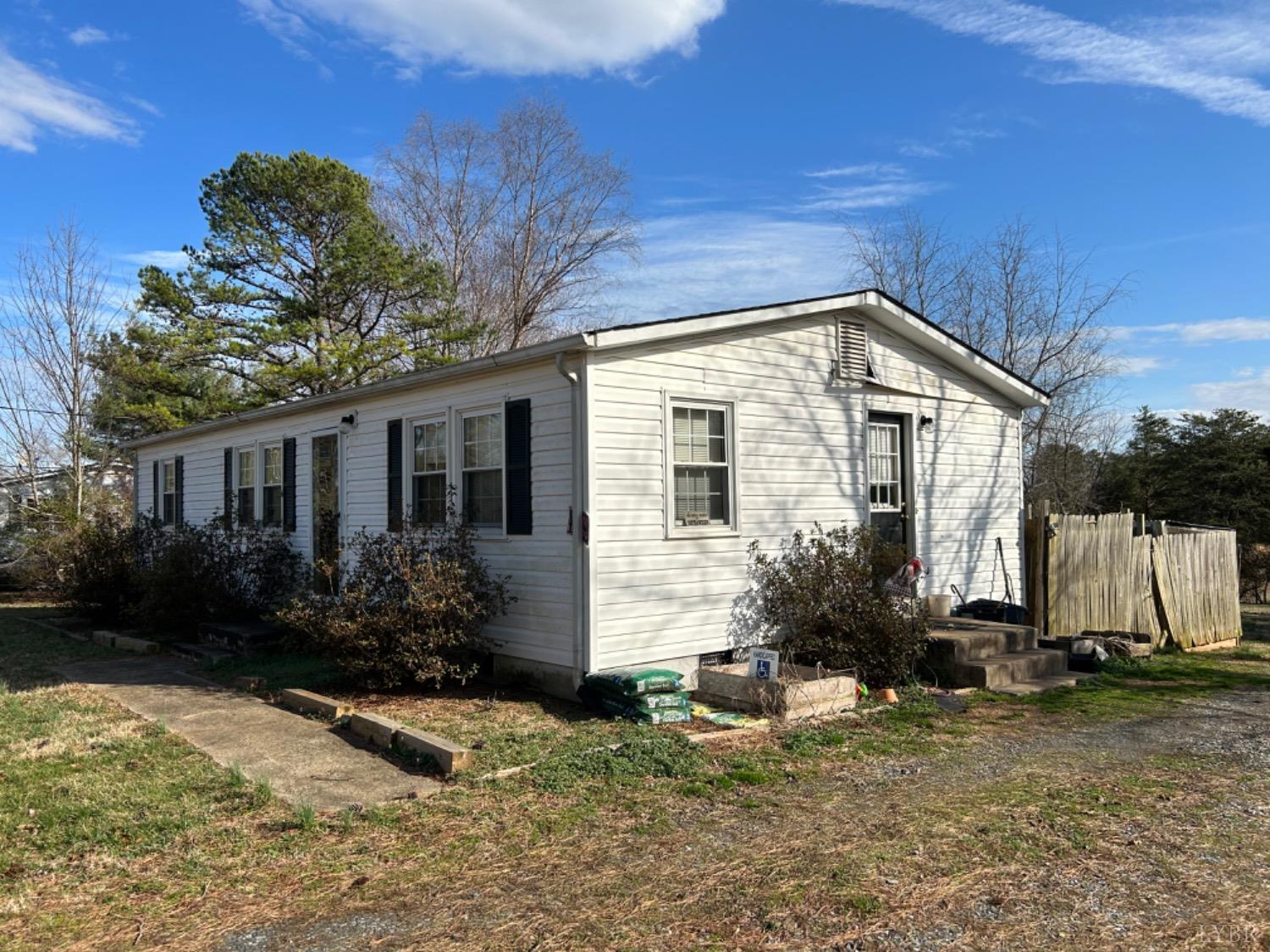 539 Carwile Road Rustburg, VA 24588 - Photo 3 of 21 a front view of house with yard
