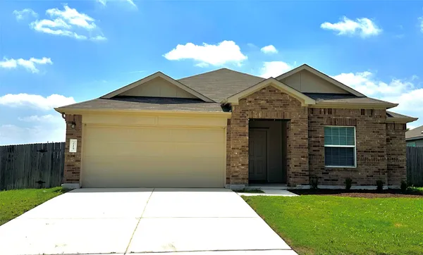 $2,395 | 215 Chickasaw Lane, Hutto, TX 78634
