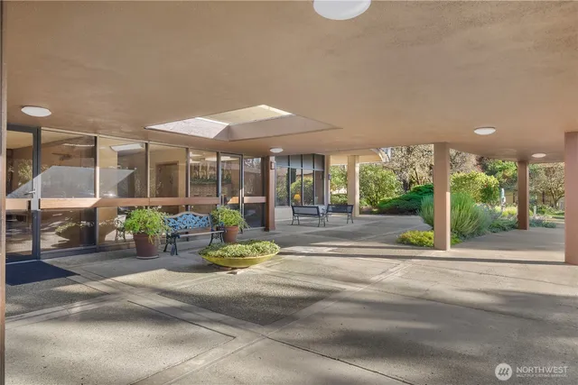 $495,000 | 1910 Evergreen Park Drive Southwest, Unit 903, Olympia, WA 98502