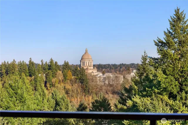 $495,000 | 1910 Evergreen Park Drive Southwest, Unit 903, Olympia, WA 98502