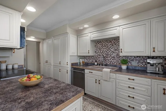 $495,000 | 1910 Evergreen Park Drive Southwest, Unit 903, Olympia, WA 98502