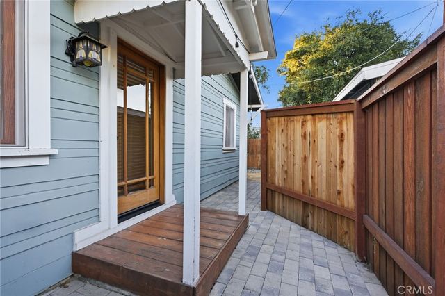 $1,090,000 | 505 North Ave 65, Los Angeles, CA 90042