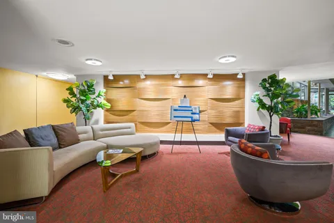 $218,000 | 4740 Connecticut Avenue Northwest, Unit 204, Washington, DC 20008