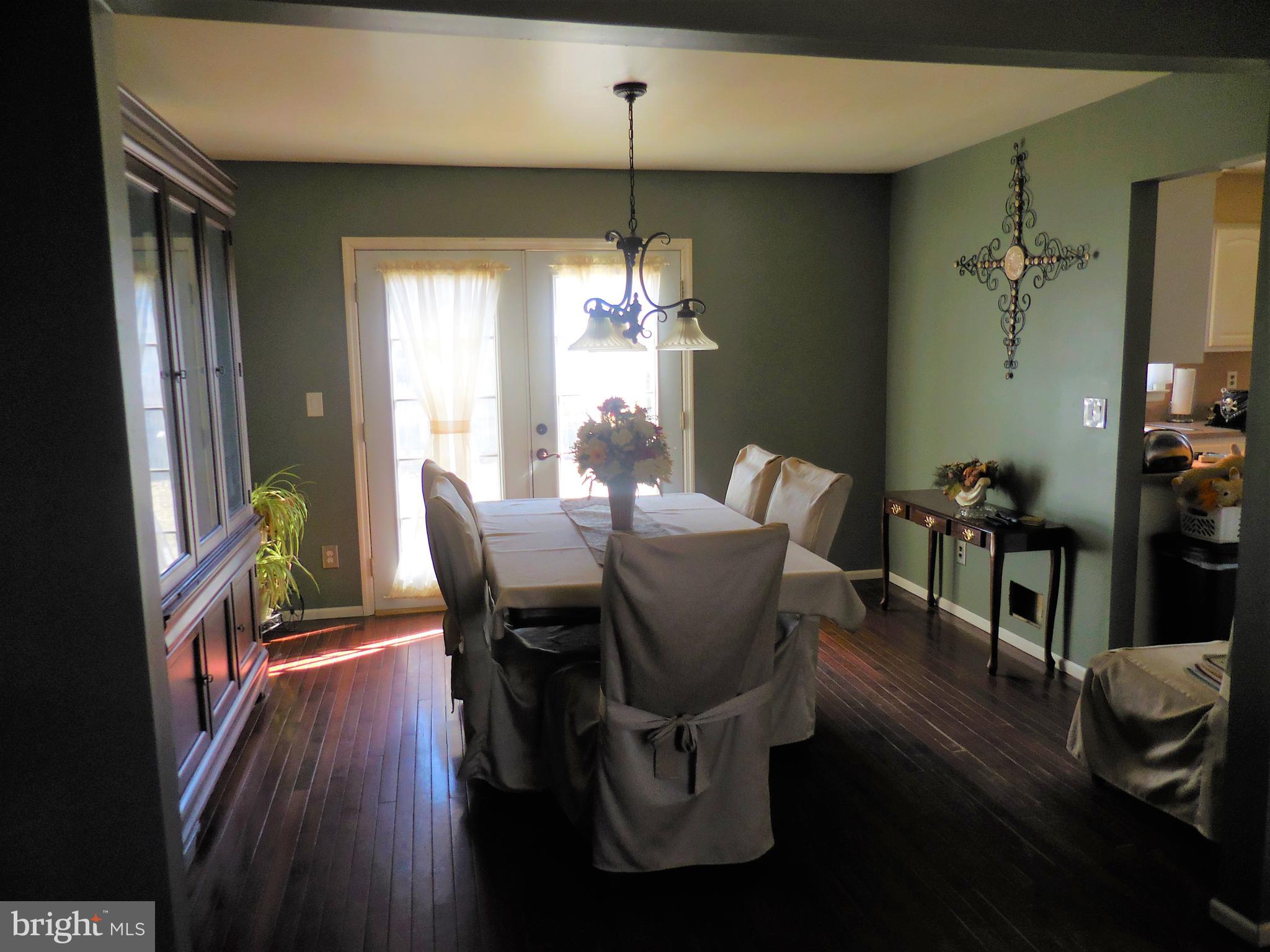 650 Yardville Hamilton Square Road Hamilton, NJ 08691 - Photo 3 of 14 Gallery Image 3