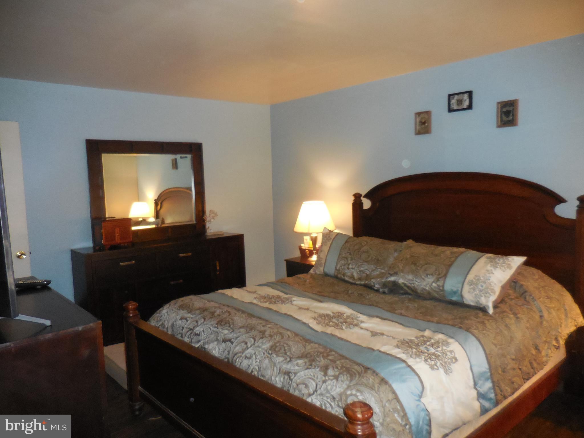 650 Yardville Hamilton Square Road Hamilton, NJ 08691 - Photo 10 of 14 Gallery Image 10