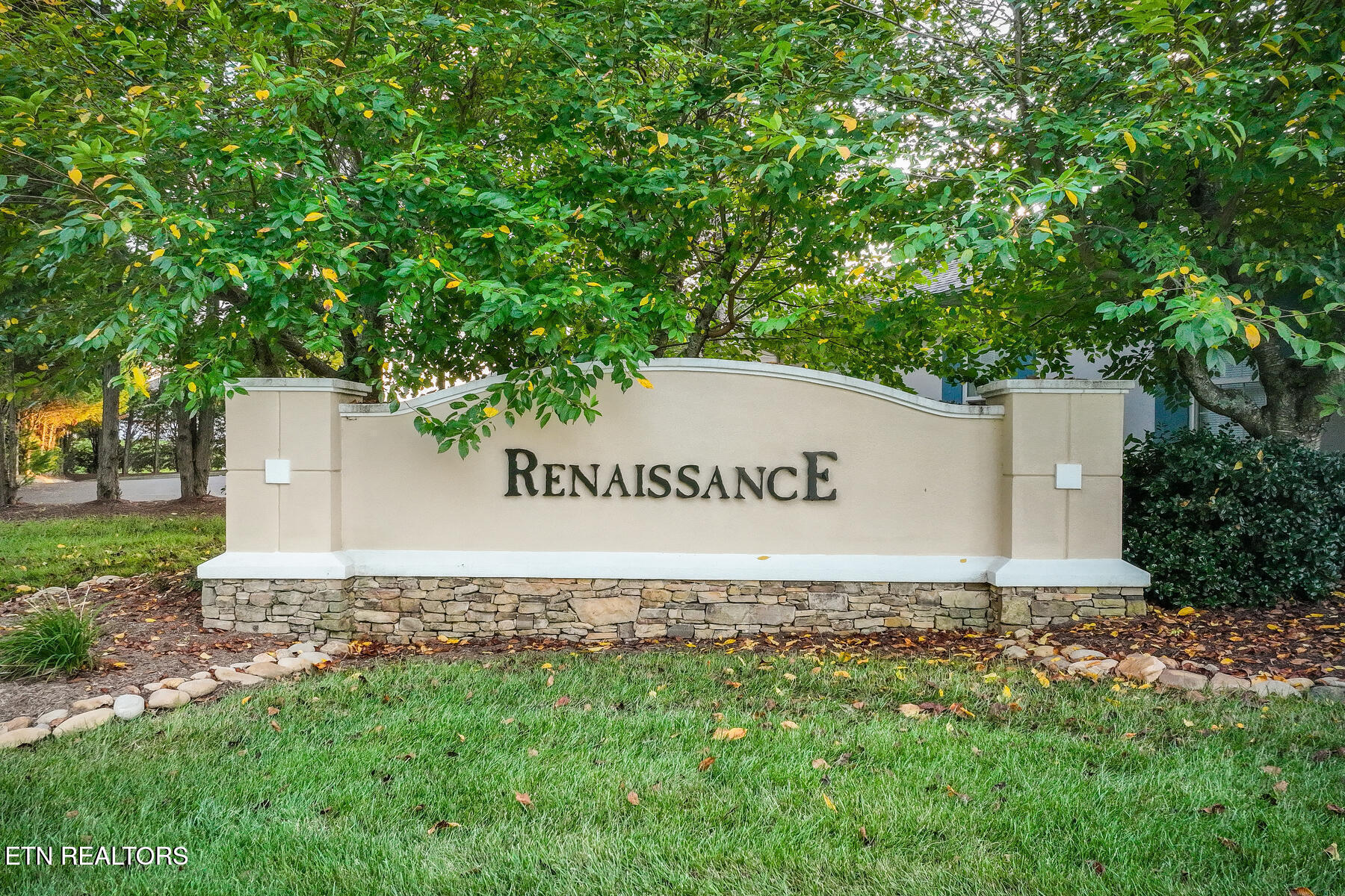 565 Rarity Bay Parkway, Unit 102 Vonore, TN 37885 - Photo 3 of 40 IMG_0092