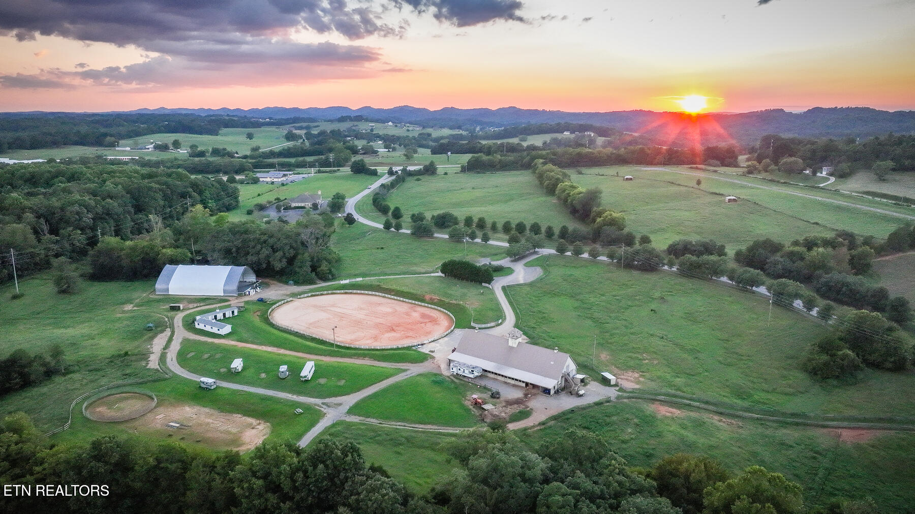 565 Rarity Bay Parkway, Unit 102 Vonore, TN 37885 - Photo 35 of 40 IMG_0094