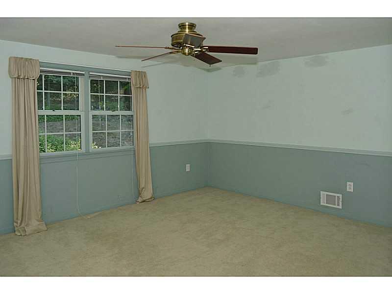 125 Berwyn Road Pittsburgh, PA 15237 - Photo 10 of 16 Bedroom.