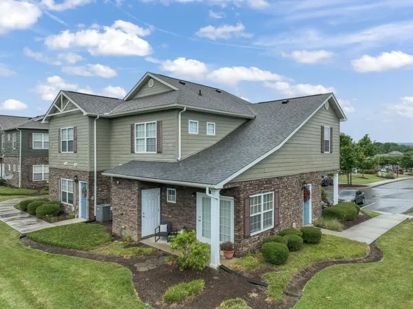 $899,000 | 1052 Pinehurst Drive, Spring Hill, TN 37174