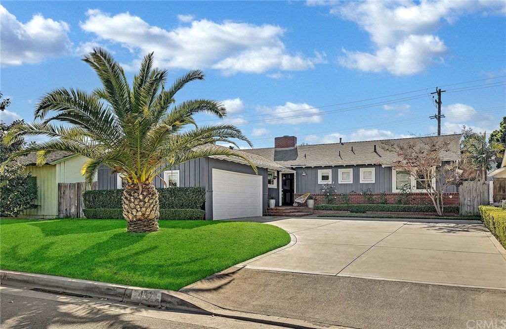 437 Cabrillo Street Costa Mesa, CA 92627 - Photo 1 of 32