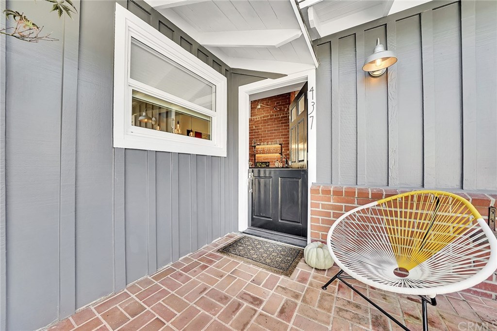 437 Cabrillo Street Costa Mesa, CA 92627 - Photo 2 of 32