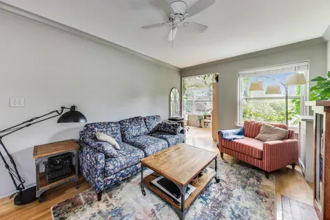 $269,900 | 4544 North Sacramento Avenue, Unit 2, Chicago, IL 60625