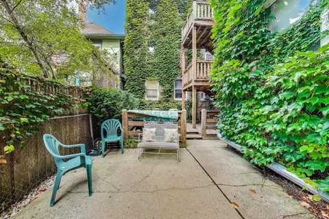 $269,900 | 4544 North Sacramento Avenue, Unit 2, Chicago, IL 60625