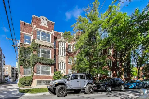 $269,900 | 4544 North Sacramento Avenue, Unit 2, Chicago, IL 60625