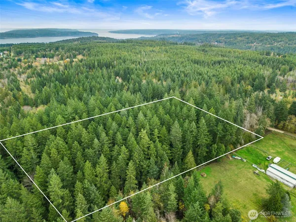 $295,000 | 5 Larson Lane Northwest, Seabeck, WA 98380