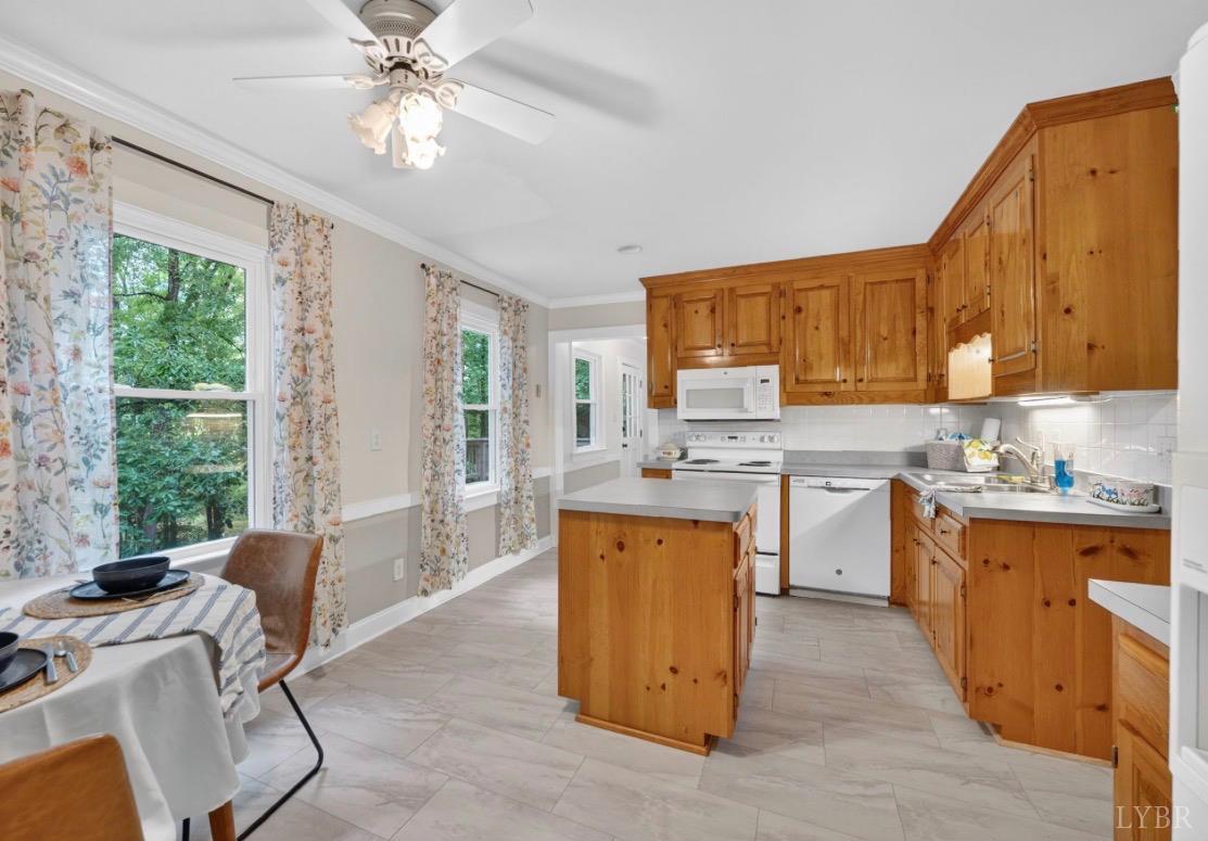 275 Fox Hill Road Rice, VA 23966 - Photo 13 of 58