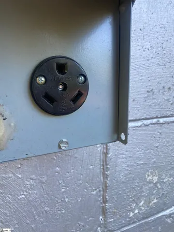 $600 | 0 South 221st Highway, Laurens, SC 29360