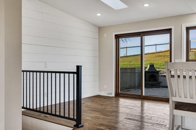 $379,900 | N30555 Church Hill Road, Arcadia, WI 54612