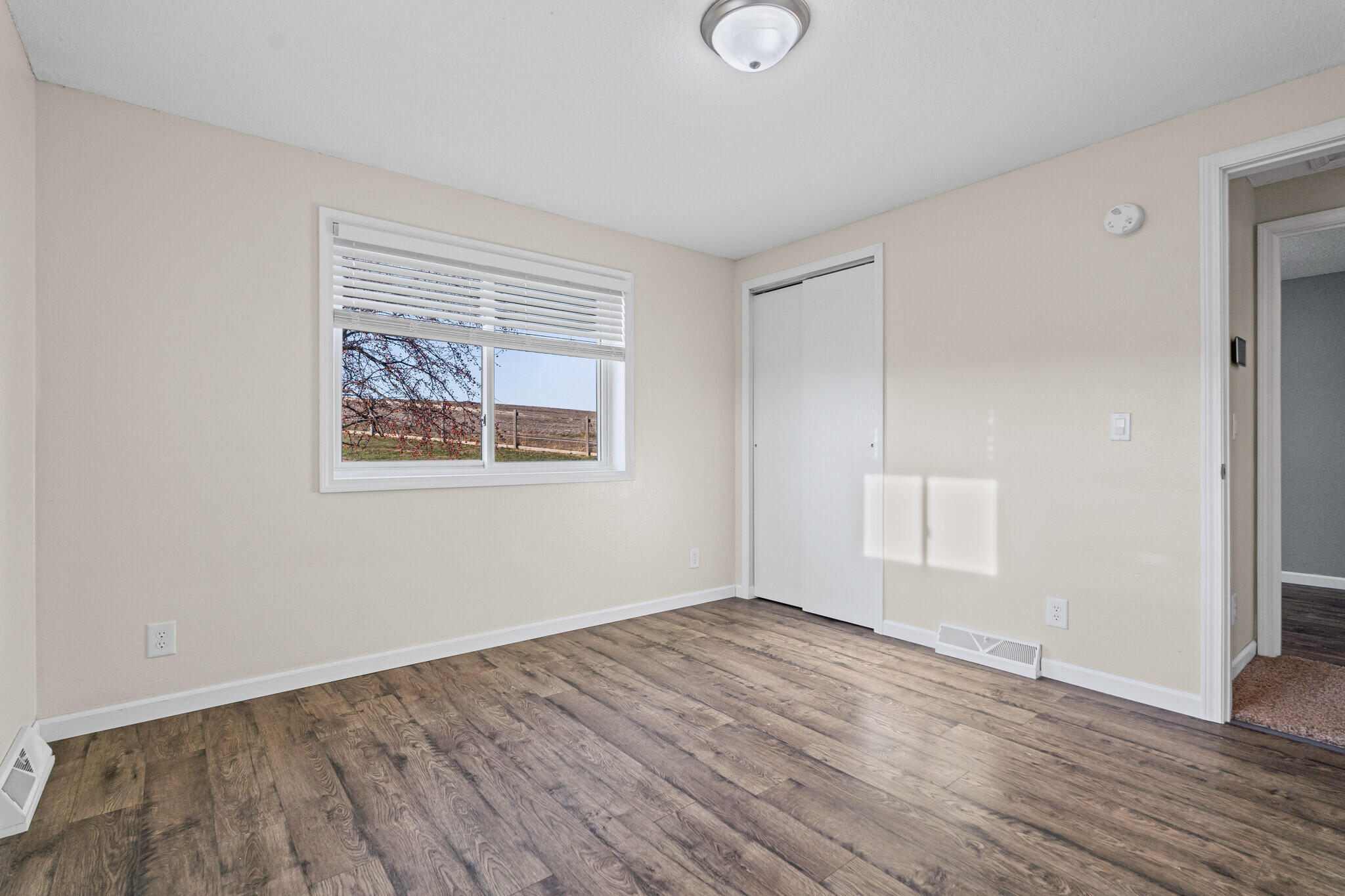 N30555 Church Hill Road Arcadia, WI 54612 - Photo 17 of 39 Bedroom