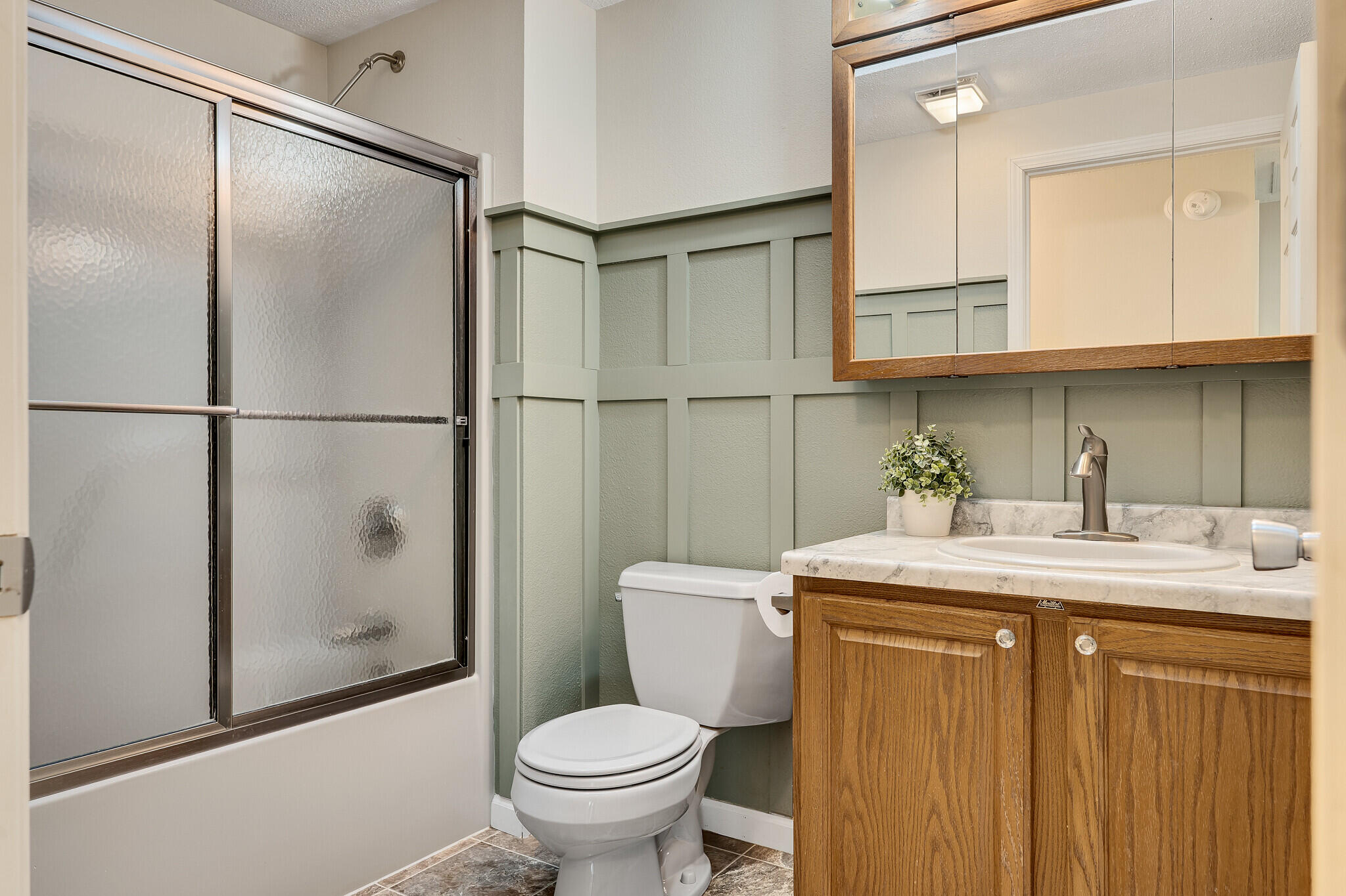 N30555 Church Hill Road Arcadia, WI 54612 - Photo 19 of 39 Bathroom