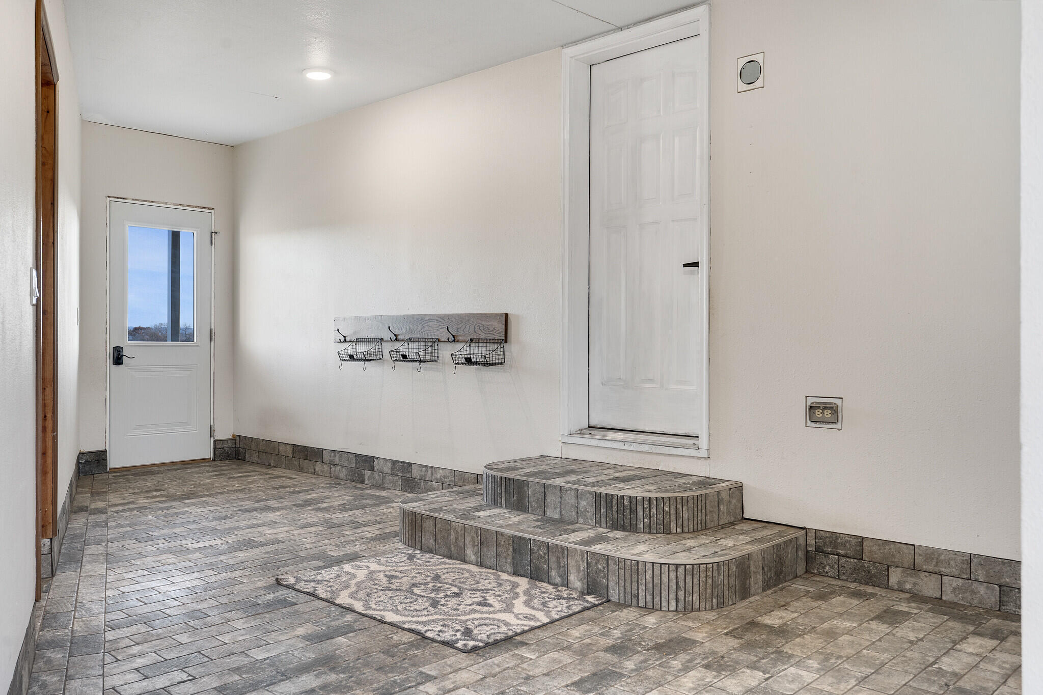 N30555 Church Hill Road Arcadia, WI 54612 - Photo 28 of 39 Mudroom/Entry off Garage