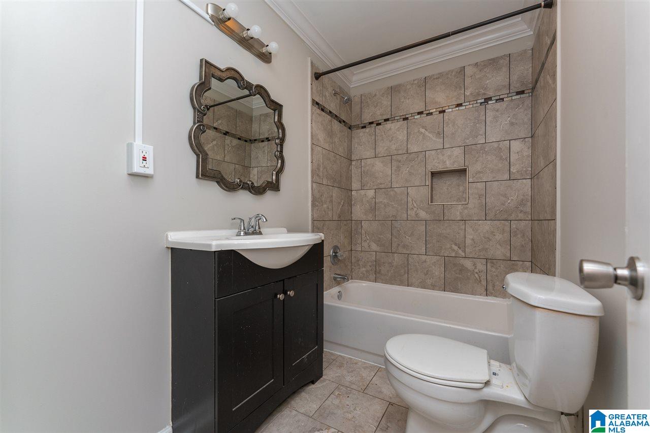 321 Shaw Street Athens, AL 35611 - Photo 7 of 10