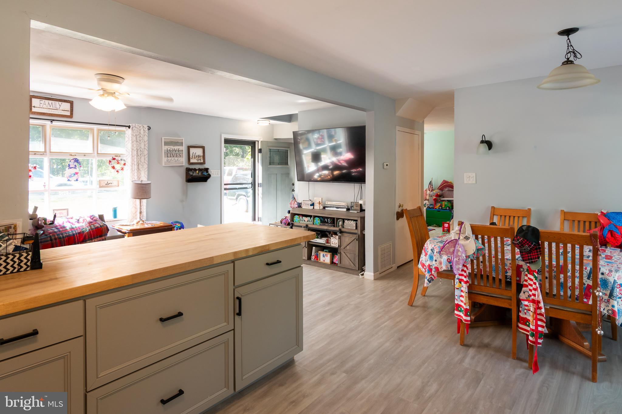 256 Ridge Road Browns Mills, NJ 08015 - Photo 7 of 51