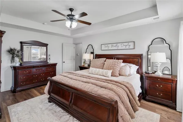 $525,000 | 1303 Ashdown Circle, Raymore, MO 64083