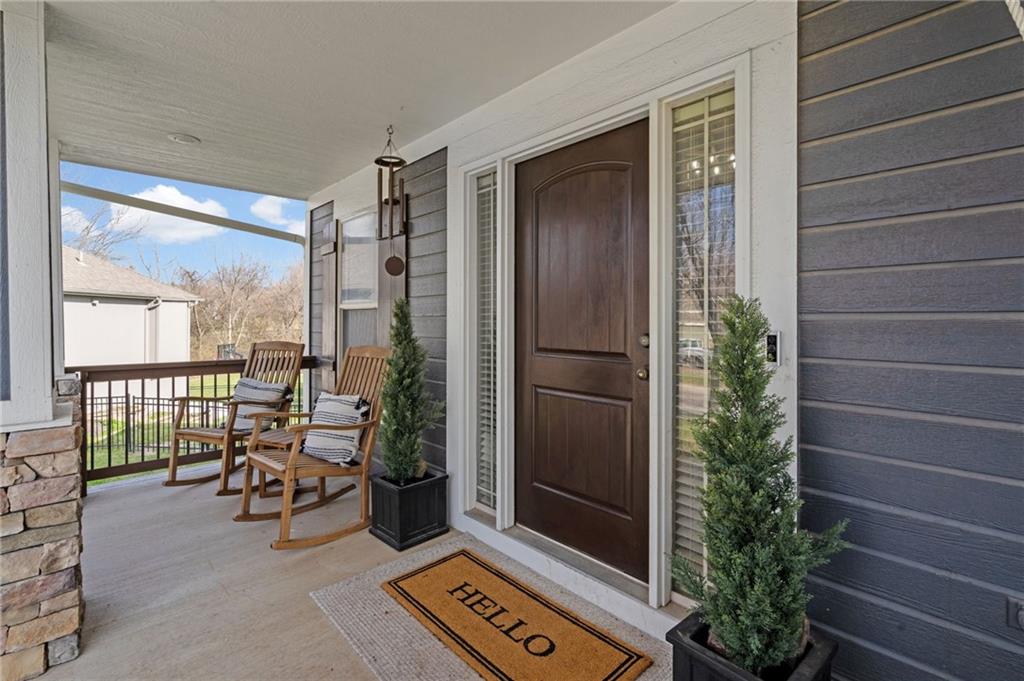 1303 Ashdown Circle Raymore, MO 64083 - Photo 4 of 48