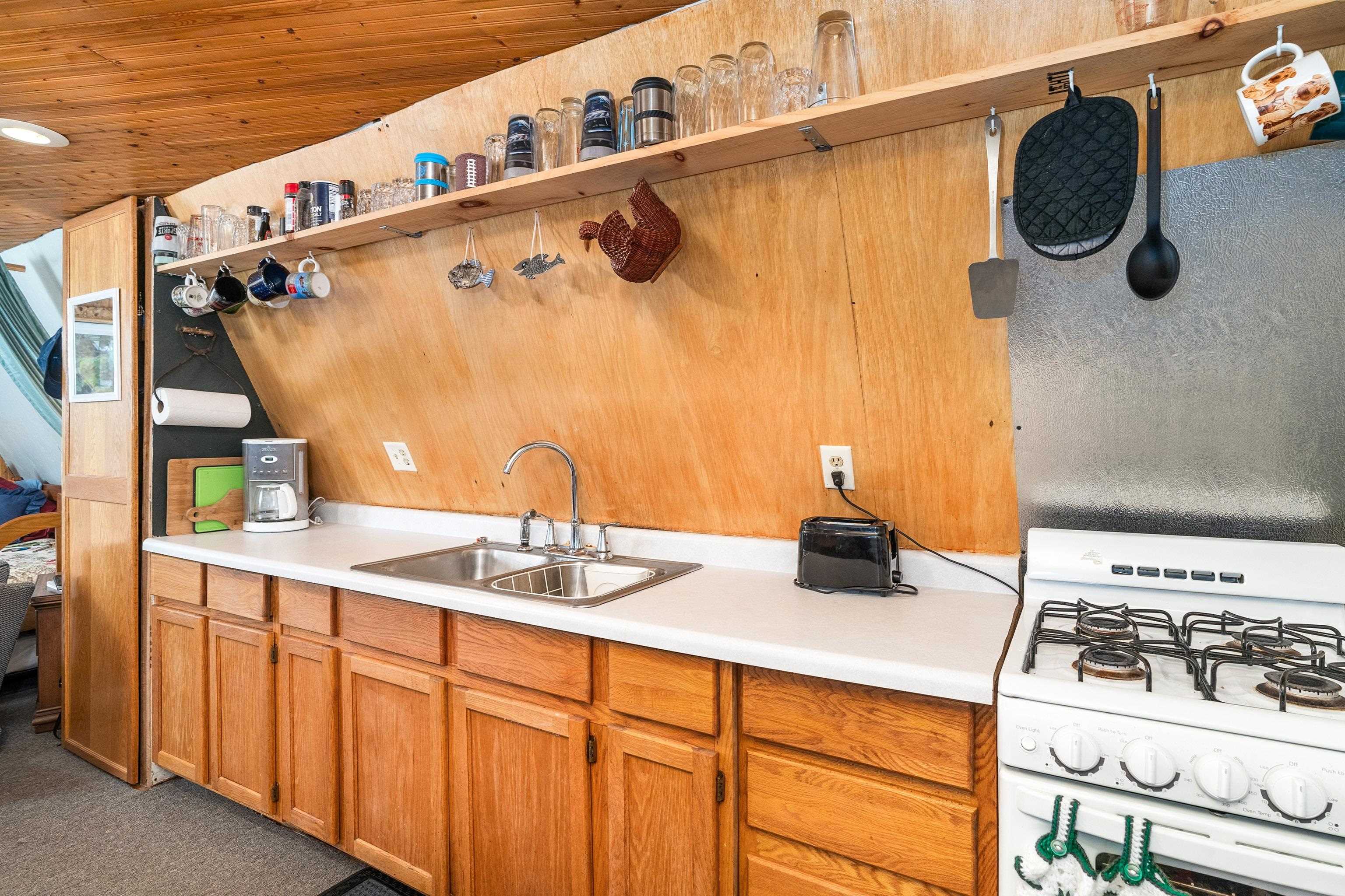 6103 South Long Lake Road Makinen, MN 55763 - Photo 10 of 46 Gallery Image 10