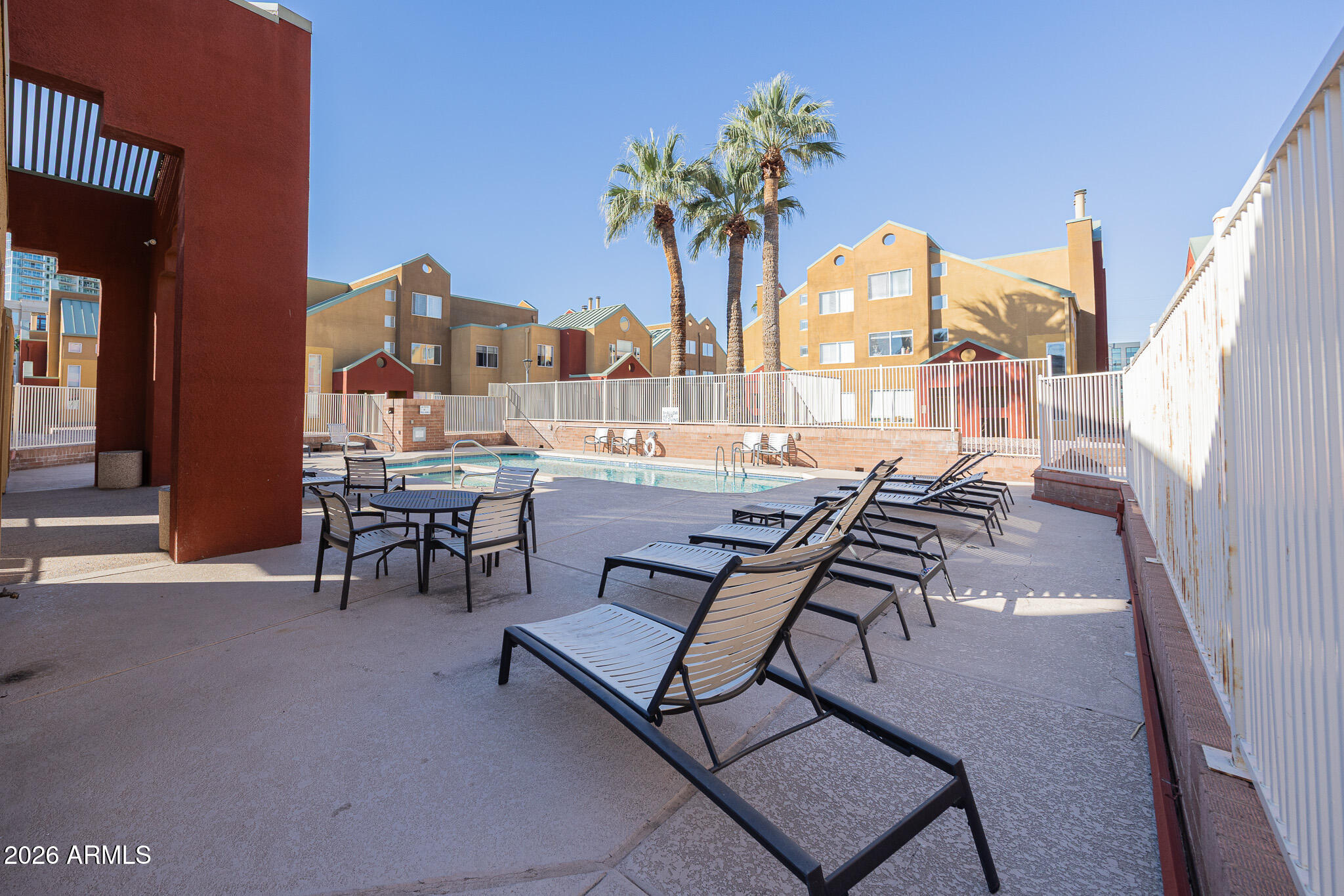 154 West 5th Street, Unit 210 Tempe, AZ 85281 - Photo 5 of 27 B33A3337
