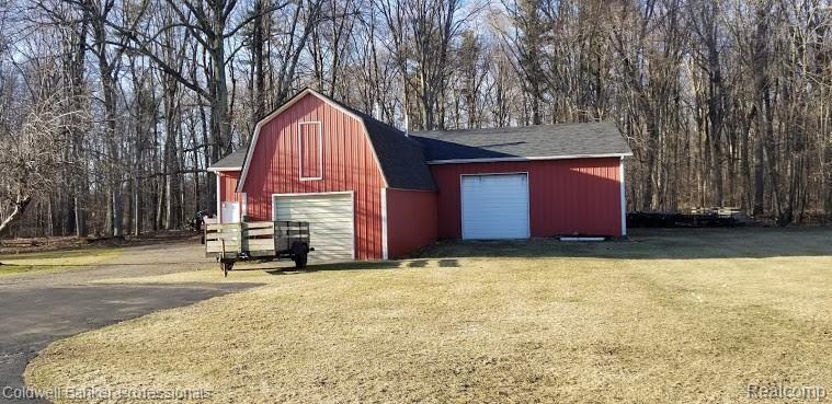 1919 King Road Lapeer, MI 48446 - Photo 3 of 48 20200315_180909.jpg