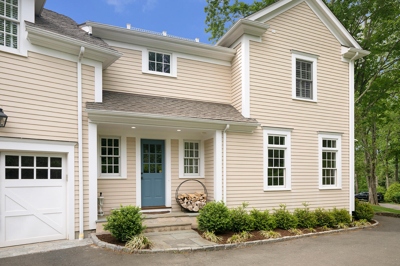 21 Briar Brae Road Darien, CT 06820 - Photo 35 of 35 a front view of a house
