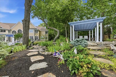 $5,100,000 | 14 Woodcock Lane, Old Field, NY 11733