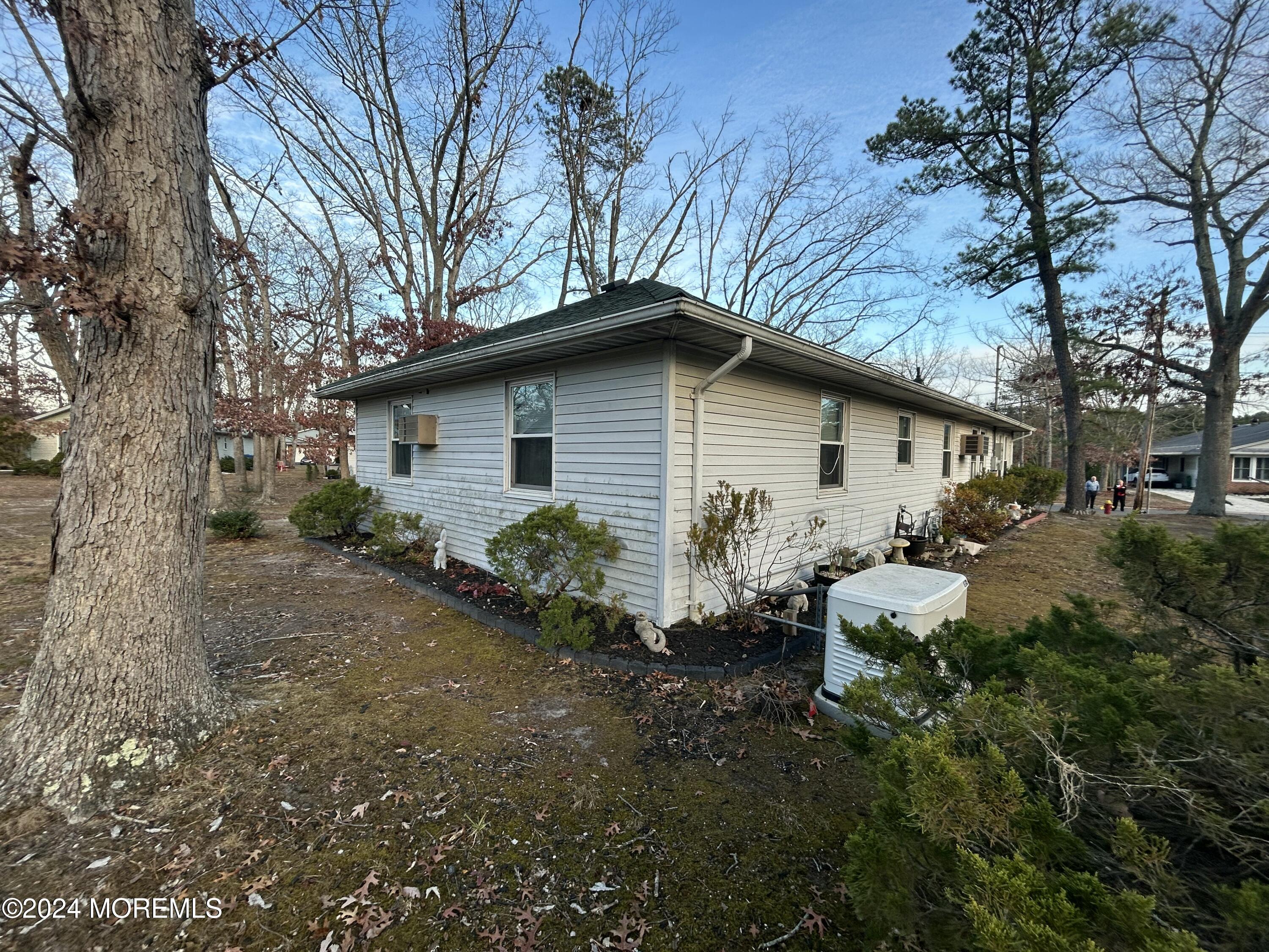 14 Walnut Road Manahawkin, NJ 08050 - Photo 31 of 33 Rear corner of home