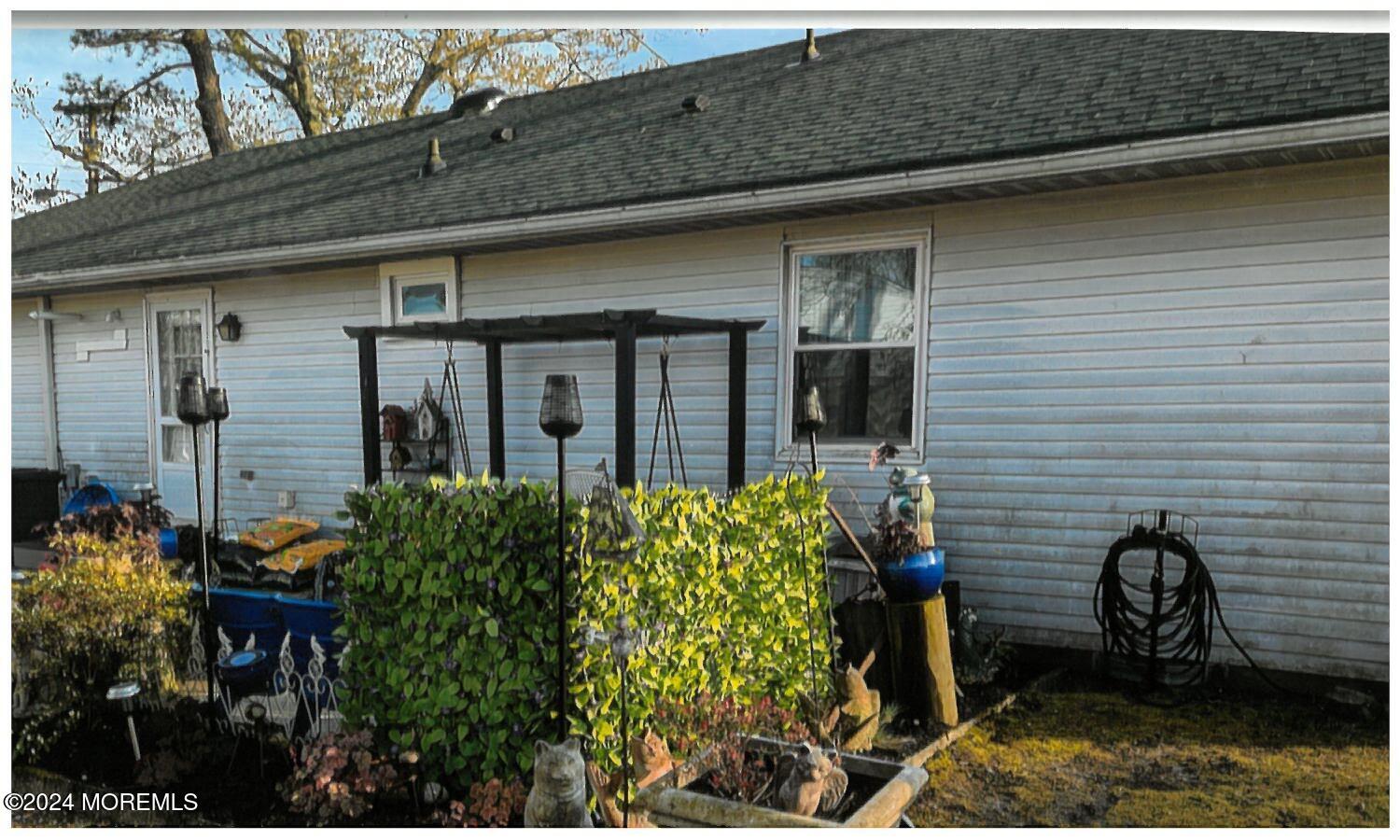 14 Walnut Road Manahawkin, NJ 08050 - Photo 32 of 33 relax on your patio