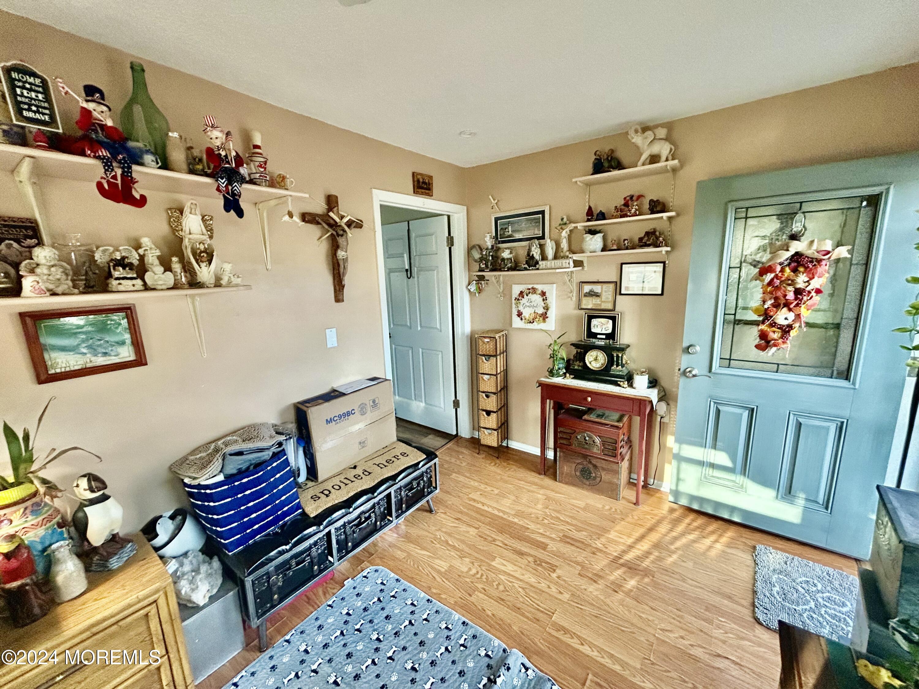 14 Walnut Road Manahawkin, NJ 08050 - Photo 6 of 33 Sunroom