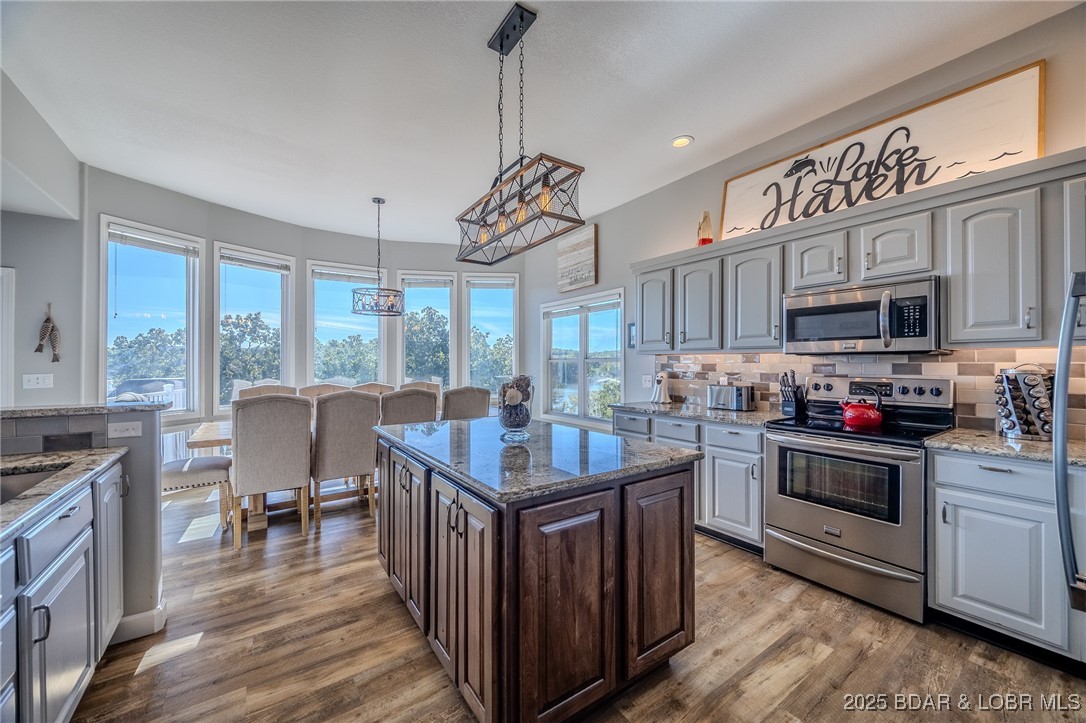 505 Minnowbrook Road Camdenton, MO 65020 - Photo 20 of 75