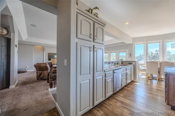 $975,000 | 505 Minnowbrook Road, Camdenton, MO 65020